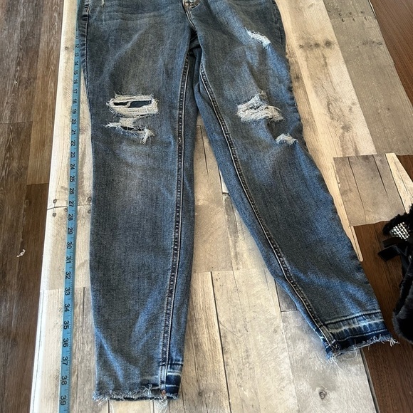 M jeans by Maurice’s high rose stretchy jeggings medium raw hem line distressed - Picture 7 of 9